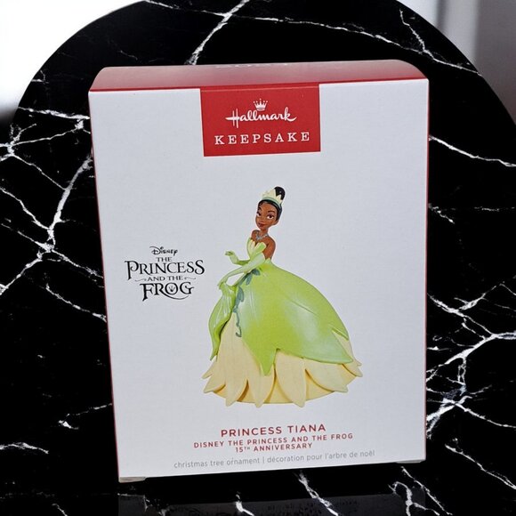 Hallmark Ornament 2024 Princess Tiana Disney Princess And The Frog 15th Anniv. - Picture 7 of 10